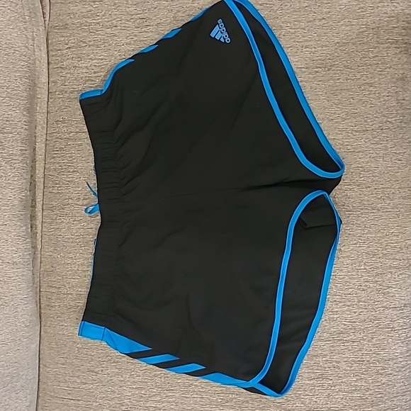Medium Women's Adidas Shorts - Picture 1 of 3